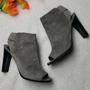 STUART WEITZMAN Booties Open Toe